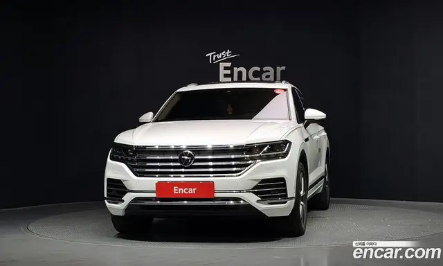 Volkswagen Touareg 2023 3.0 автомат (гидро), миниатюра 3