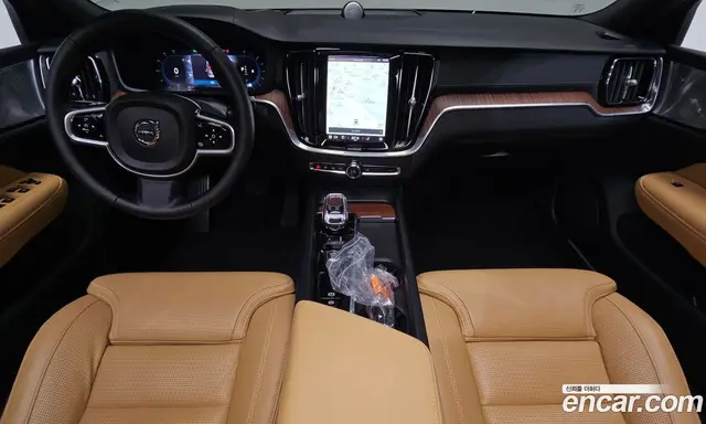 Volvo S60 2023 2.0 автомат (гидро), миниатюра 9 Volvo S60 2023 2.0 автомат (гидро), миниатюра 9