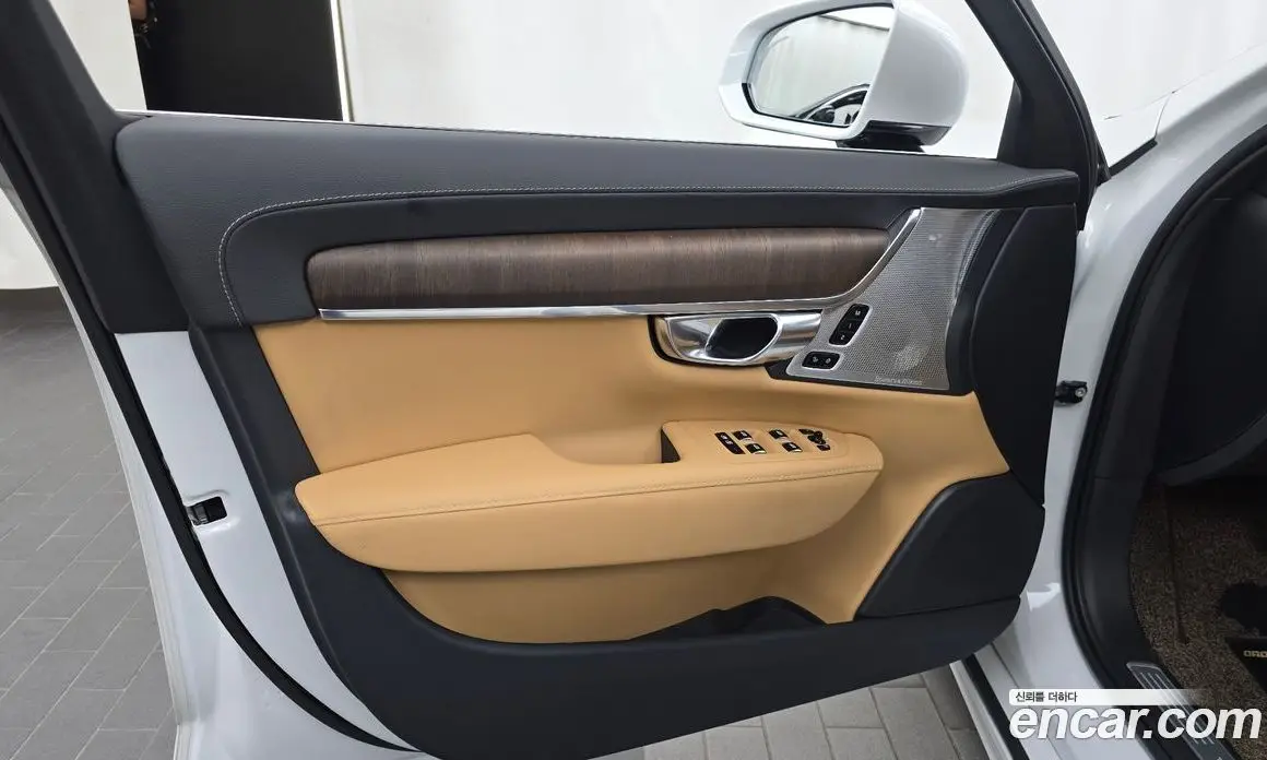 Volvo S90 2022 2.0 автомат (гидро), фото 14 Volvo S90 2022 2.0 автомат (гидро), фото 14