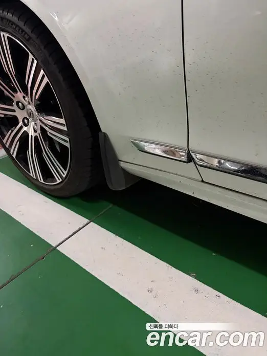 Volvo S90 2024 2.0 автомат (гидро), фото 8 Volvo S90 2024 2.0 автомат (гидро), фото 8