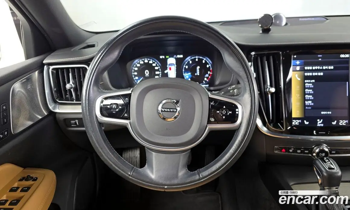 Volvo V60 2020 2.0 автомат (гидро), фото 19 Volvo V60 2020 2.0 автомат (гидро), фото 19