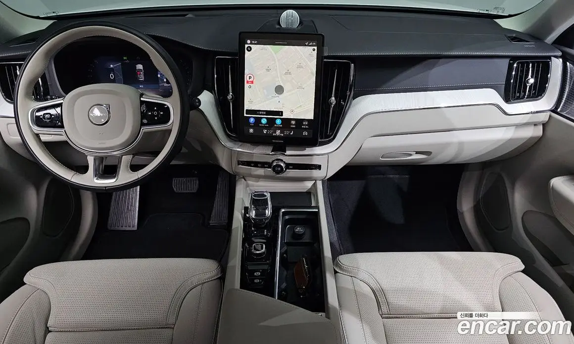 Volvo XC60 2025 2.0 автомат (гидро), фото 9 Volvo XC60 2025 2.0 автомат (гидро), фото 9