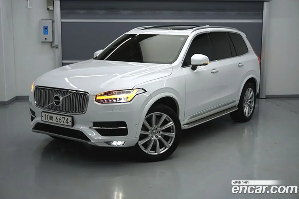Volvo XC90 2018 2.0 автомат (гидро), фото 1