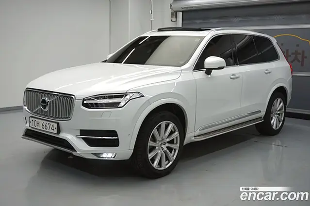 Volvo XC90 2018 2.0 автомат (гидро), миниатюра 3