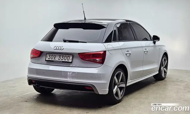 Audi A1 2013 1.6 автомат (гидро), миниатюра 2