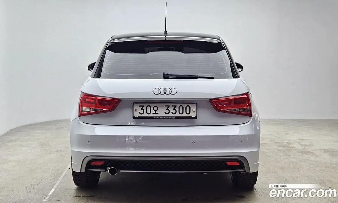 Audi A1 2013 1.6 автомат (гидро), фото 4