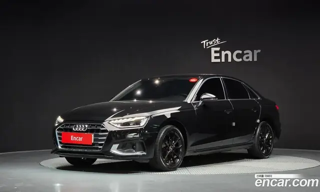 Audi A4, 2023, 121 275 км