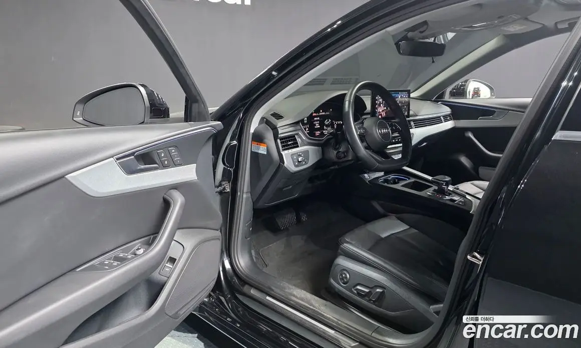 Audi A4 2023 2.0 автомат (гидро), фото 13