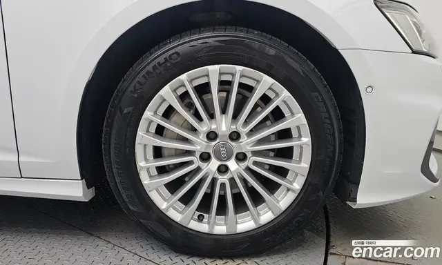 Audi A6 2020 2.0 автомат (гидро), миниатюра 7 Audi A6 2020 2.0 автомат (гидро), миниатюра 7