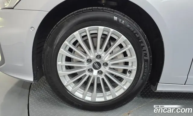 Audi A6 2021 2.0 автомат (гидро), миниатюра 5 Audi A6 2021 2.0 автомат (гидро), миниатюра 5