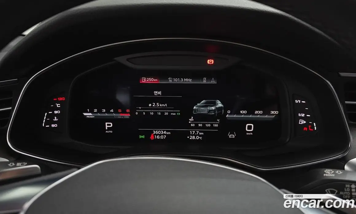 Audi A6 2022 2.0 автомат (гидро), фото 11