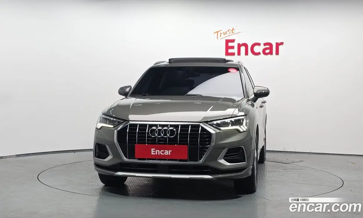 Audi Q3 2020 2.0 автомат (гидро), фото 3 Audi Q3 2020 2.0 автомат (гидро), фото 3