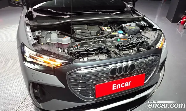 Audi Q4 e-tron 2025 0.2 автомат (гидро), миниатюра 6 Audi Q4 e-tron 2025 0.2 автомат (гидро), миниатюра 6