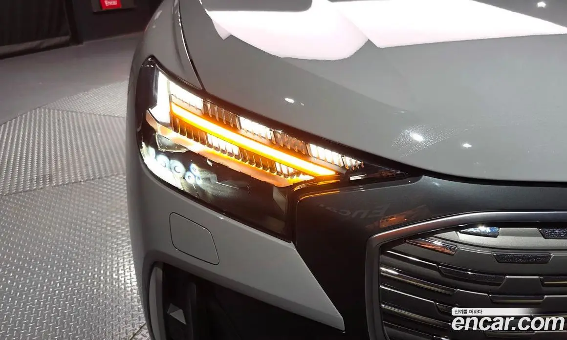 Audi Q4 e-tron 2025 0.2 автомат (гидро), фото 8 Audi Q4 e-tron 2025 0.2 автомат (гидро), фото 8