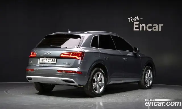 Audi Q5 2020 2.0 автомат (гидро), миниатюра 2