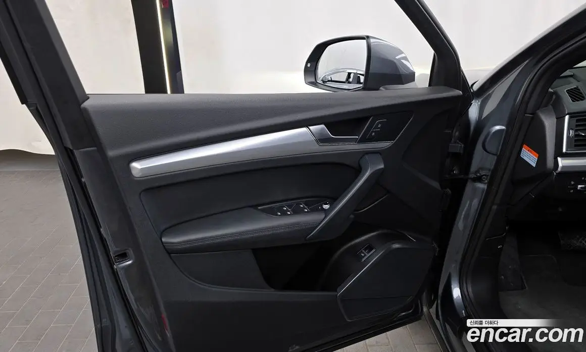 Audi Q5 2020 2.0 автомат (гидро), фото 14