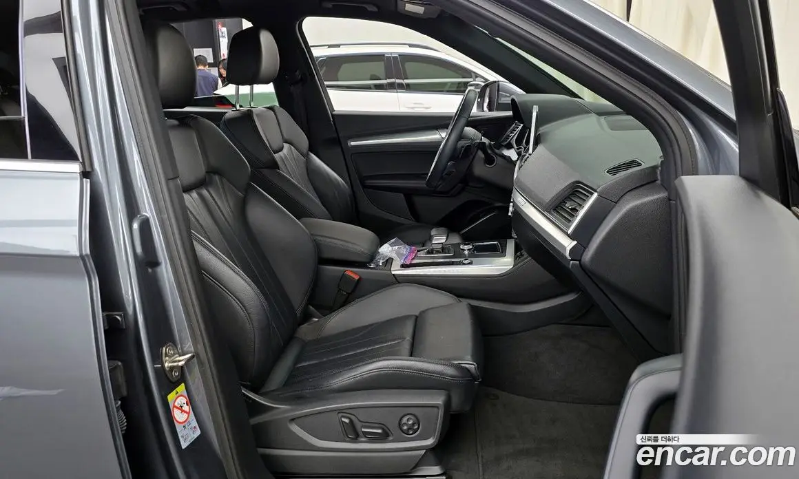 Audi Q5 2020 2.0 автомат (гидро), фото 16