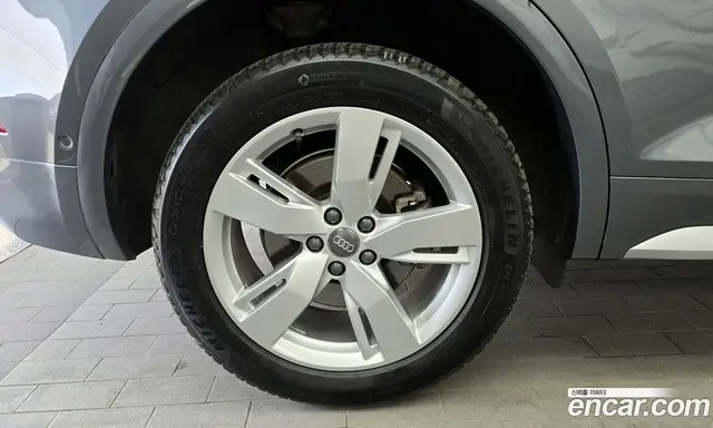 Audi Q5 2020 2.0 автомат (гидро), миниатюра 5