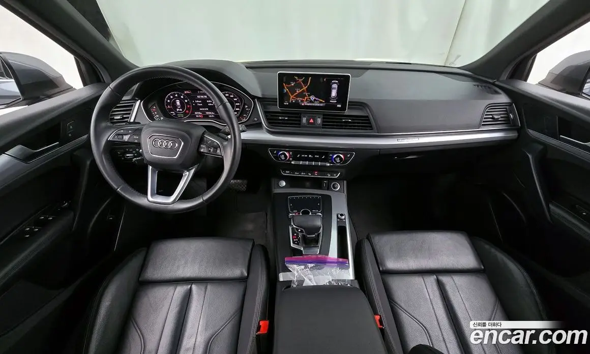 Audi Q5 2020 2.0 автомат (гидро), фото 10