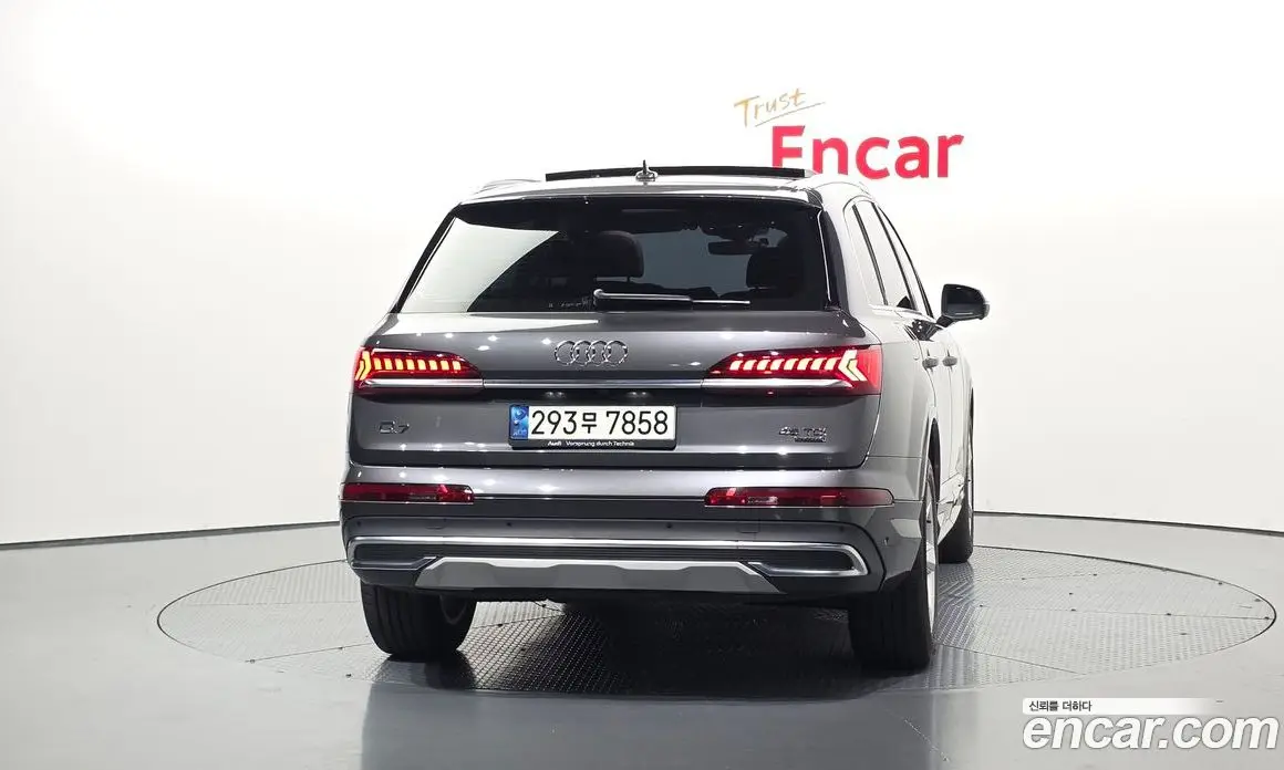 Audi Q7 2021 3.0 автомат (гидро), фото 4 Audi Q7 2021 3.0 автомат (гидро), фото 4