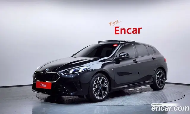 BMW 1 серия, 2025, 5 031 км
