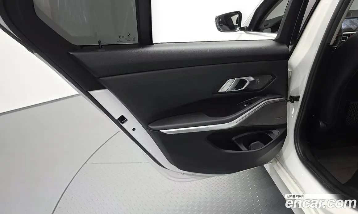 BMW 3 серия 2019 2.0 автомат (гидро), фото 15
