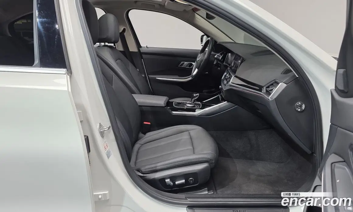 BMW 3 серия 2021 2.0 автомат (гидро), фото 16