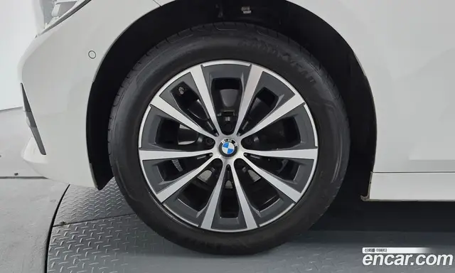 BMW 3 серия 2021 2.0 автомат (гидро), миниатюра 4
