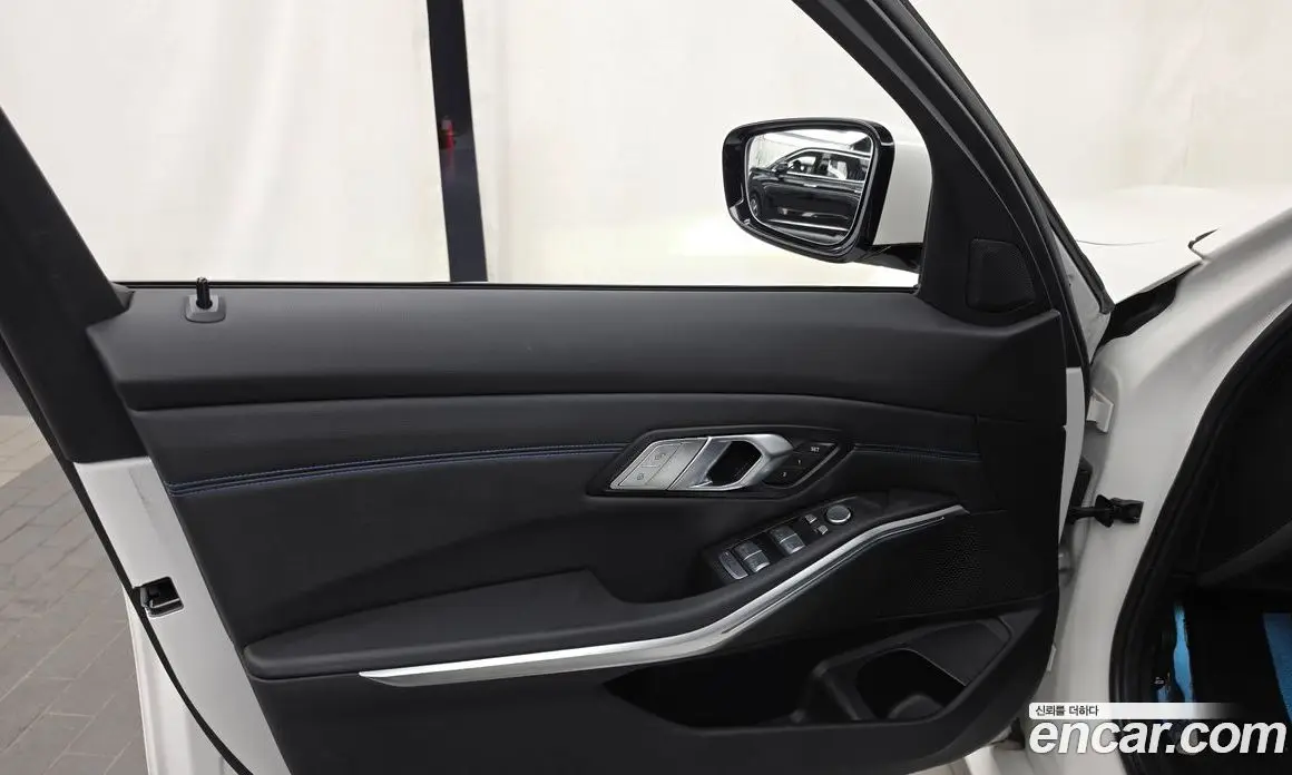 BMW 3 серия 2022 2.0 автомат (гидро), фото 14