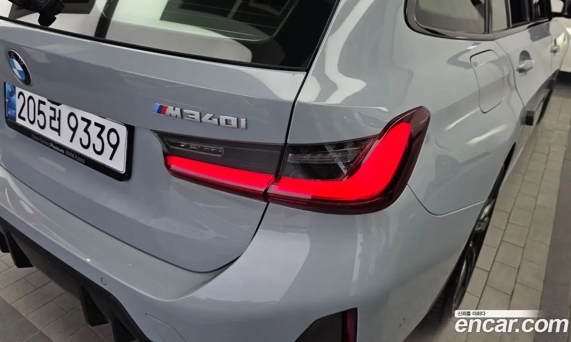 BMW 3 серия 2024 3.0 автомат (гидро), фото 9