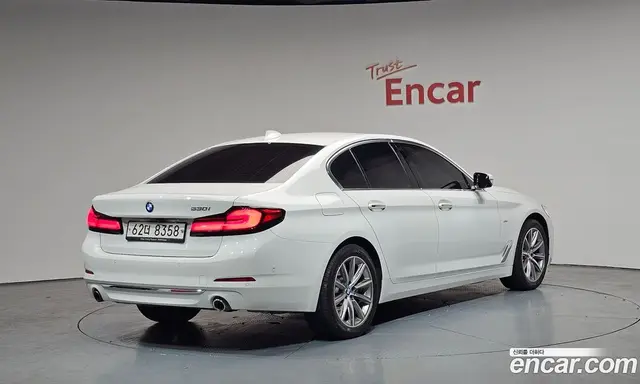 BMW 5 серия, 2018, 18 989 км