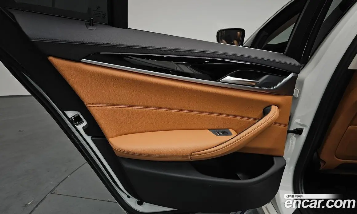 BMW 5 серия 2018 2.0 автомат (гидро), фото 14 BMW 5 серия 2018 2.0 автомат (гидро), фото 14