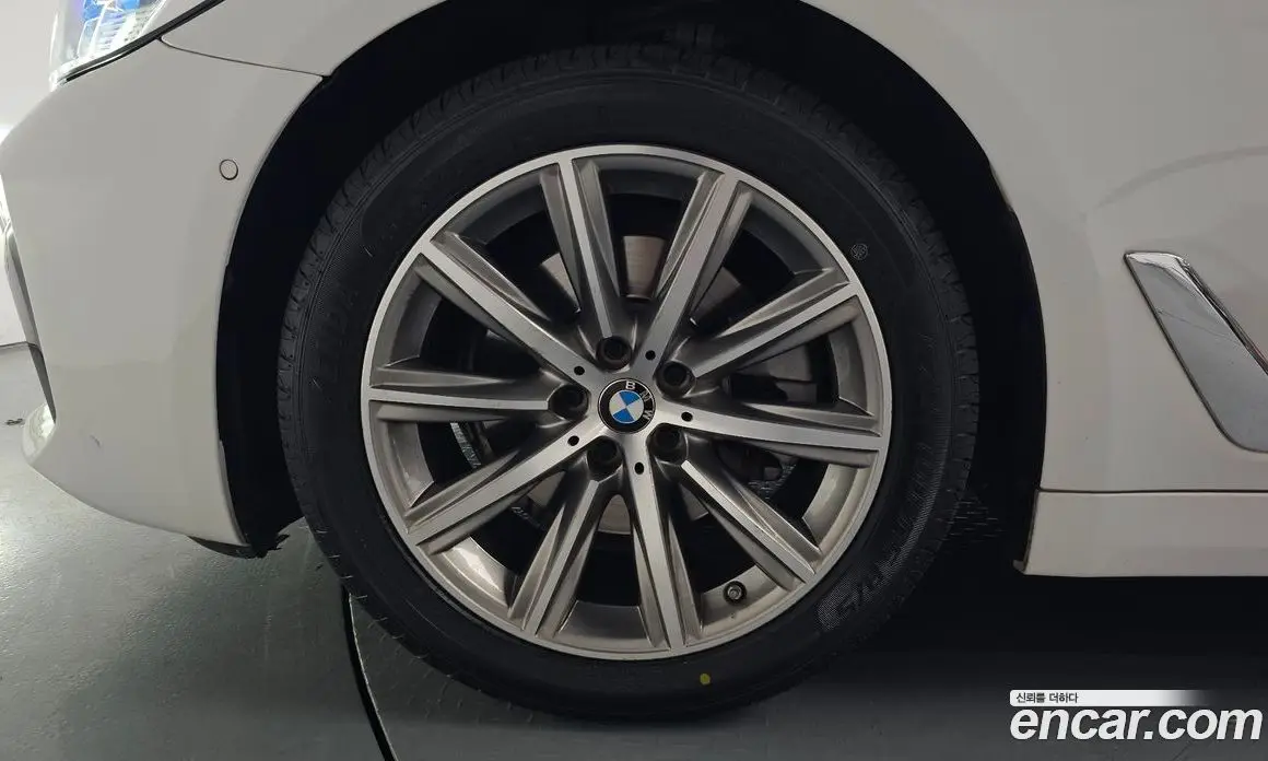 BMW 5 серия 2018 2.0 автомат (гидро), фото 4 BMW 5 серия 2018 2.0 автомат (гидро), фото 4