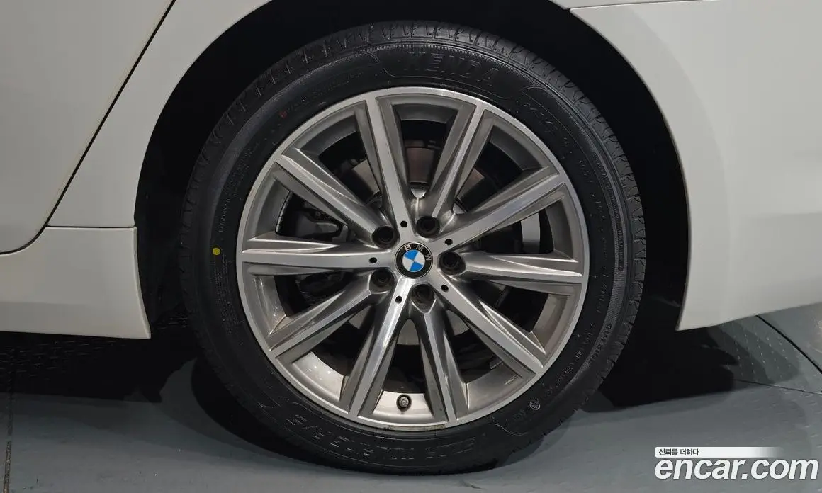 BMW 5 серия 2018 2.0 автомат (гидро), фото 6 BMW 5 серия 2018 2.0 автомат (гидро), фото 6