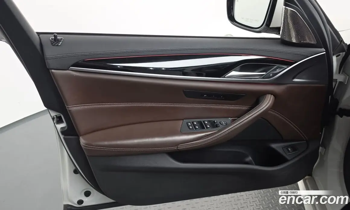 BMW 5 серия 2019 2.0 автомат (гидро), фото 13