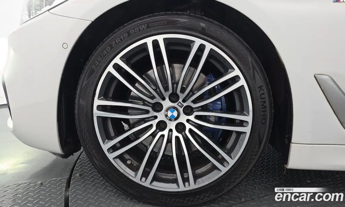 BMW 5 серия 2019 2.0 автомат (гидро), фото 4