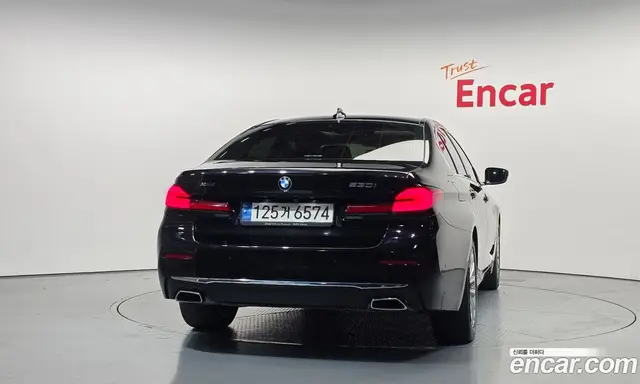 BMW 5 серия 2021 2.0 автомат (гидро), миниатюра 4 BMW 5 серия 2021 2.0 автомат (гидро), миниатюра 4