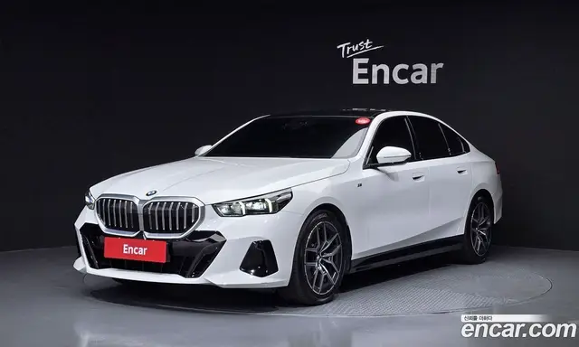 BMW 5 серия, 2023, 25 153 км
