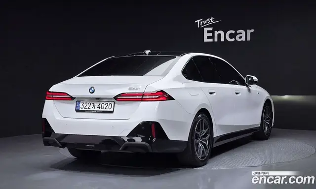 BMW 5 серия 2023 2.0 автомат (гидро), миниатюра 2