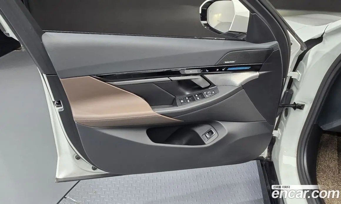 BMW 5 серия 2023 2.0 автомат (гидро), фото 14