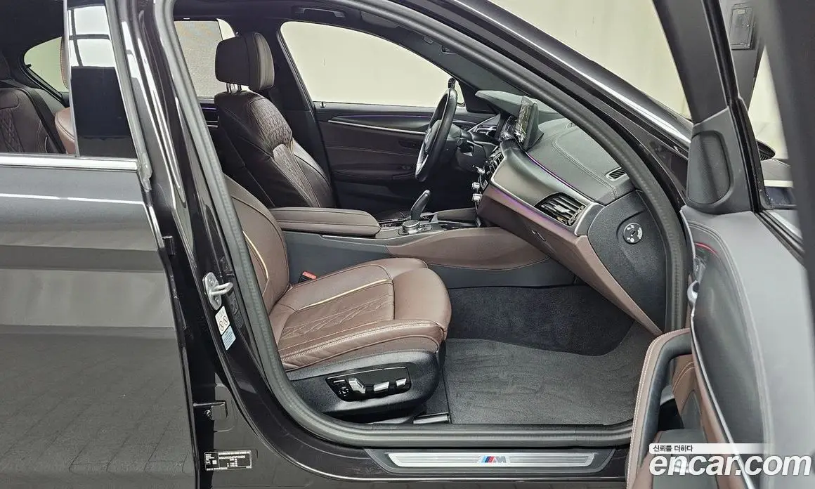 BMW 5 серия 2023 2.0 автомат (гидро), фото 16