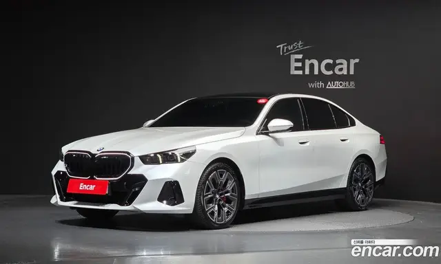 BMW 5 серия, 2025, 5 336 км