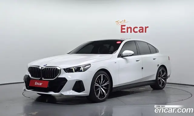 BMW 5 серия, 2025, 20 292 км
