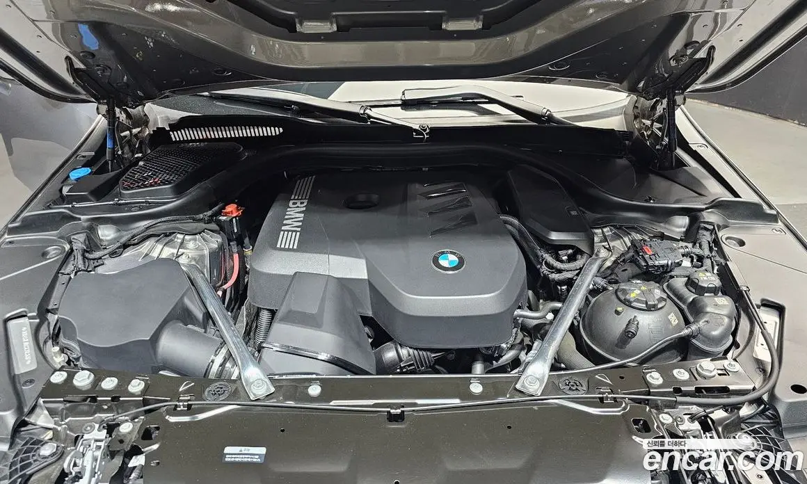 BMW 5 серия 2025 2.0 автомат (гидро), фото 6