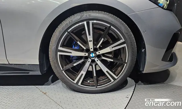 BMW 5 серия 2025 2.0 автомат (гидро), миниатюра 7