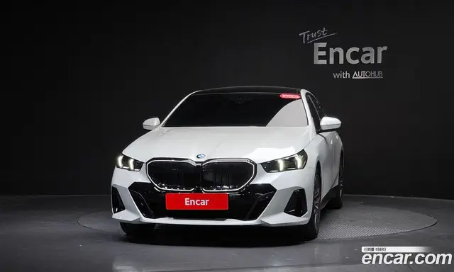 BMW 5 серия 2025 2.0 автомат (гидро), миниатюра 2 BMW 5 серия 2025 2.0 автомат (гидро), миниатюра 2