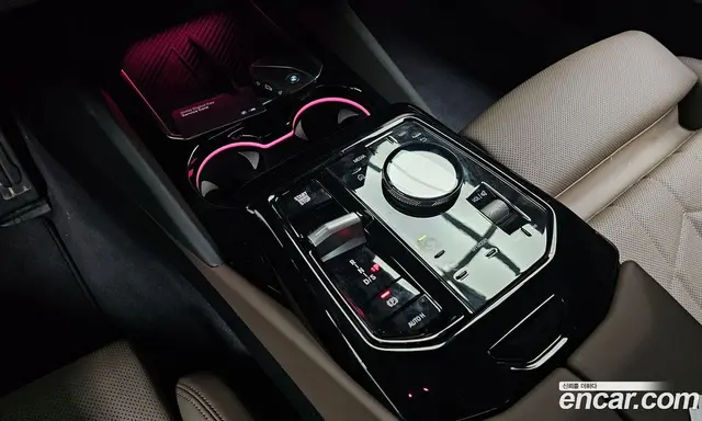 BMW 5 серия 2025 2.0 автомат (гидро), миниатюра 11 BMW 5 серия 2025 2.0 автомат (гидро), миниатюра 11
