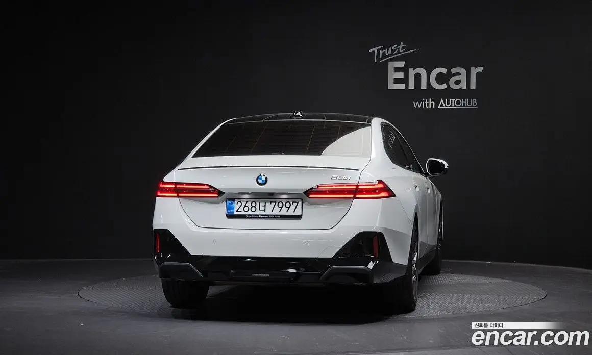 BMW 5 серия 2025 2.0 автомат (гидро), фото 3 BMW 5 серия 2025 2.0 автомат (гидро), фото 3