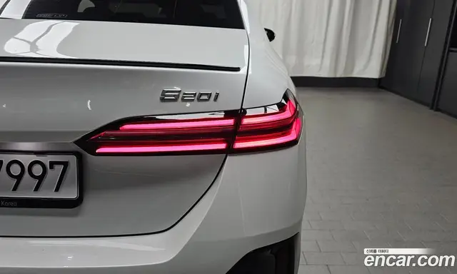BMW 5 серия 2025 2.0 автомат (гидро), миниатюра 8 BMW 5 серия 2025 2.0 автомат (гидро), миниатюра 8