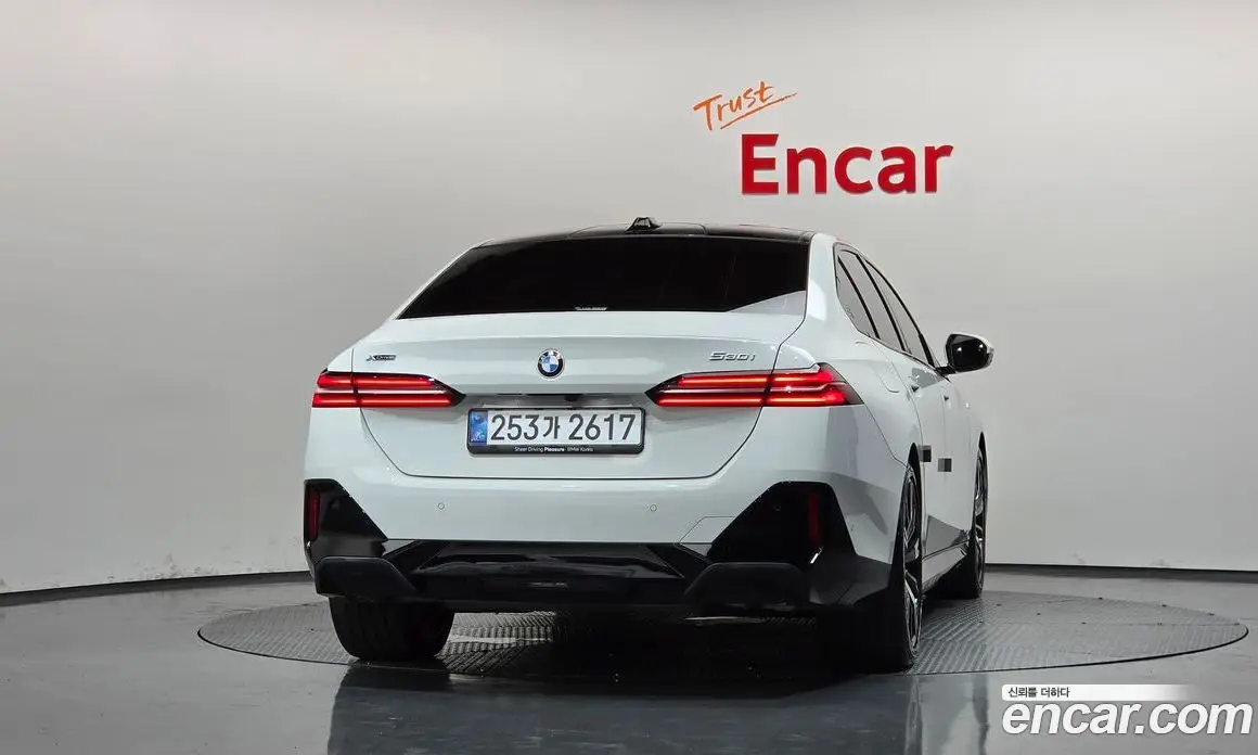 BMW 5 серия 2025 2.0 автомат (гидро), фото 4 BMW 5 серия 2025 2.0 автомат (гидро), фото 4